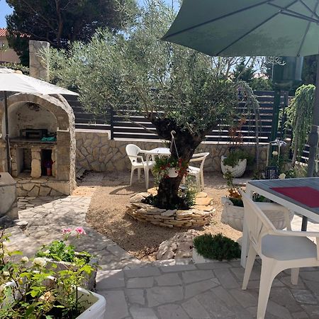 Villa Evamar, Island Krk Punat Eksteriør billede