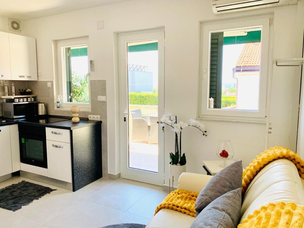 Villa Evamar, Island Krk Punat Eksteriør billede