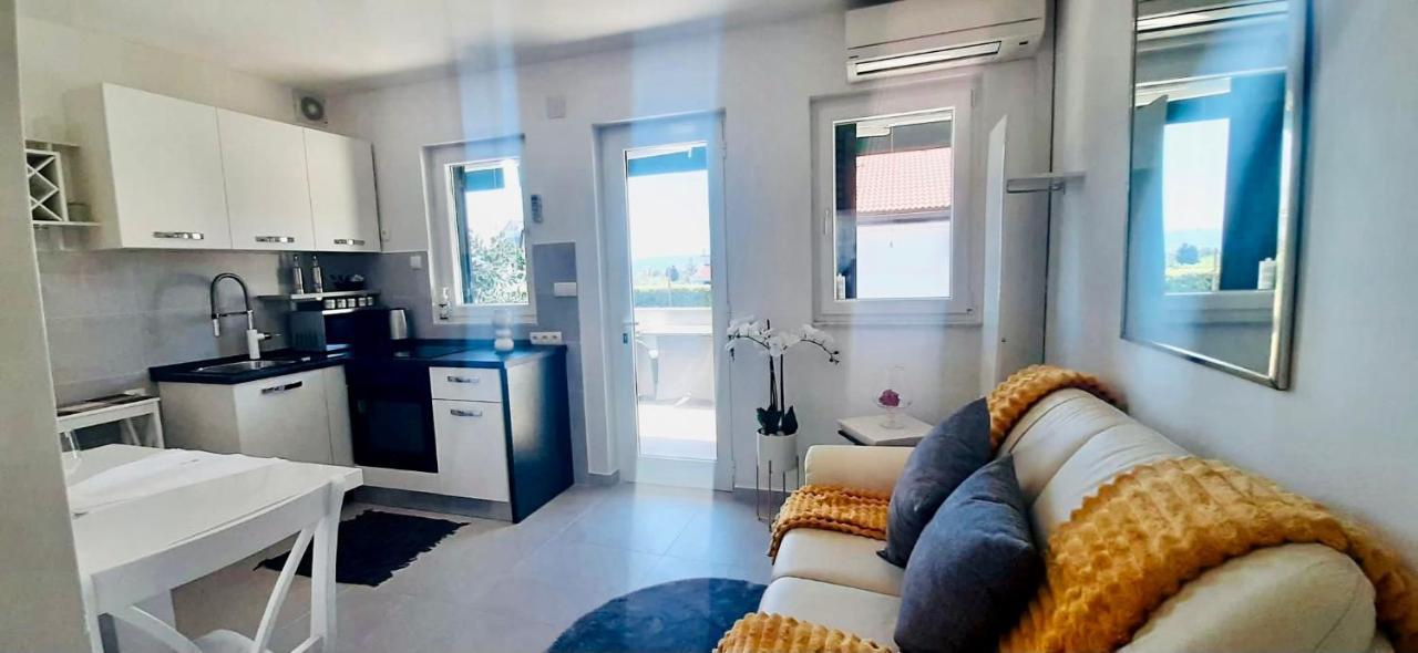 Villa Evamar, Island Krk Punat Eksteriør billede