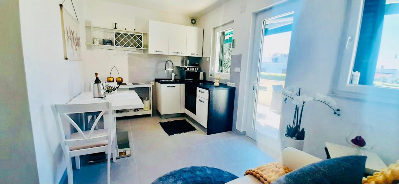 Villa Evamar, Island Krk Punat Eksteriør billede